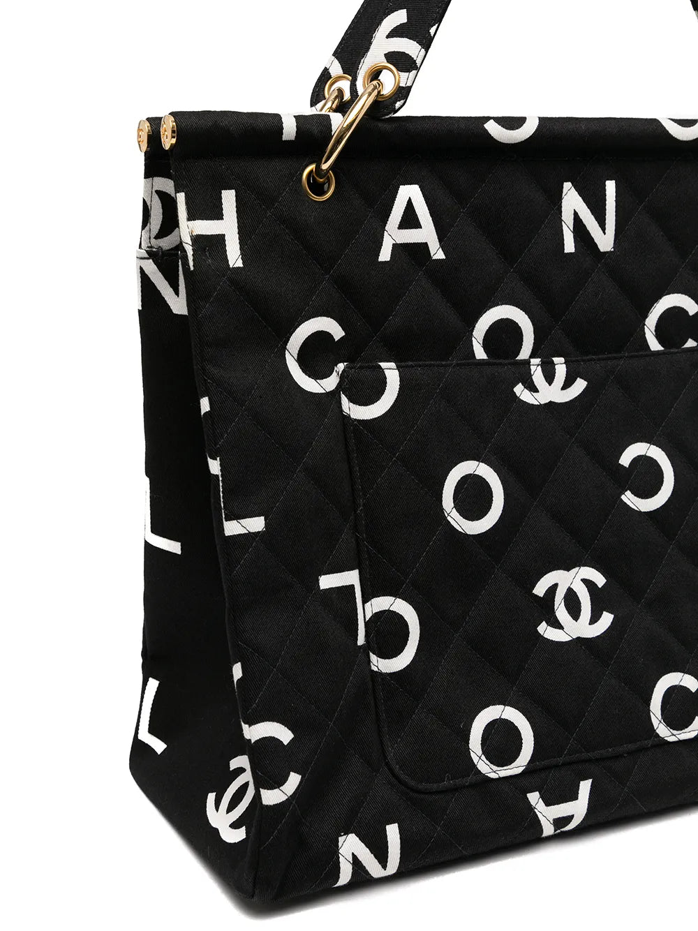 Pre-OwnedCHANEL Pre-Owned1997 CC Icon tote bag
