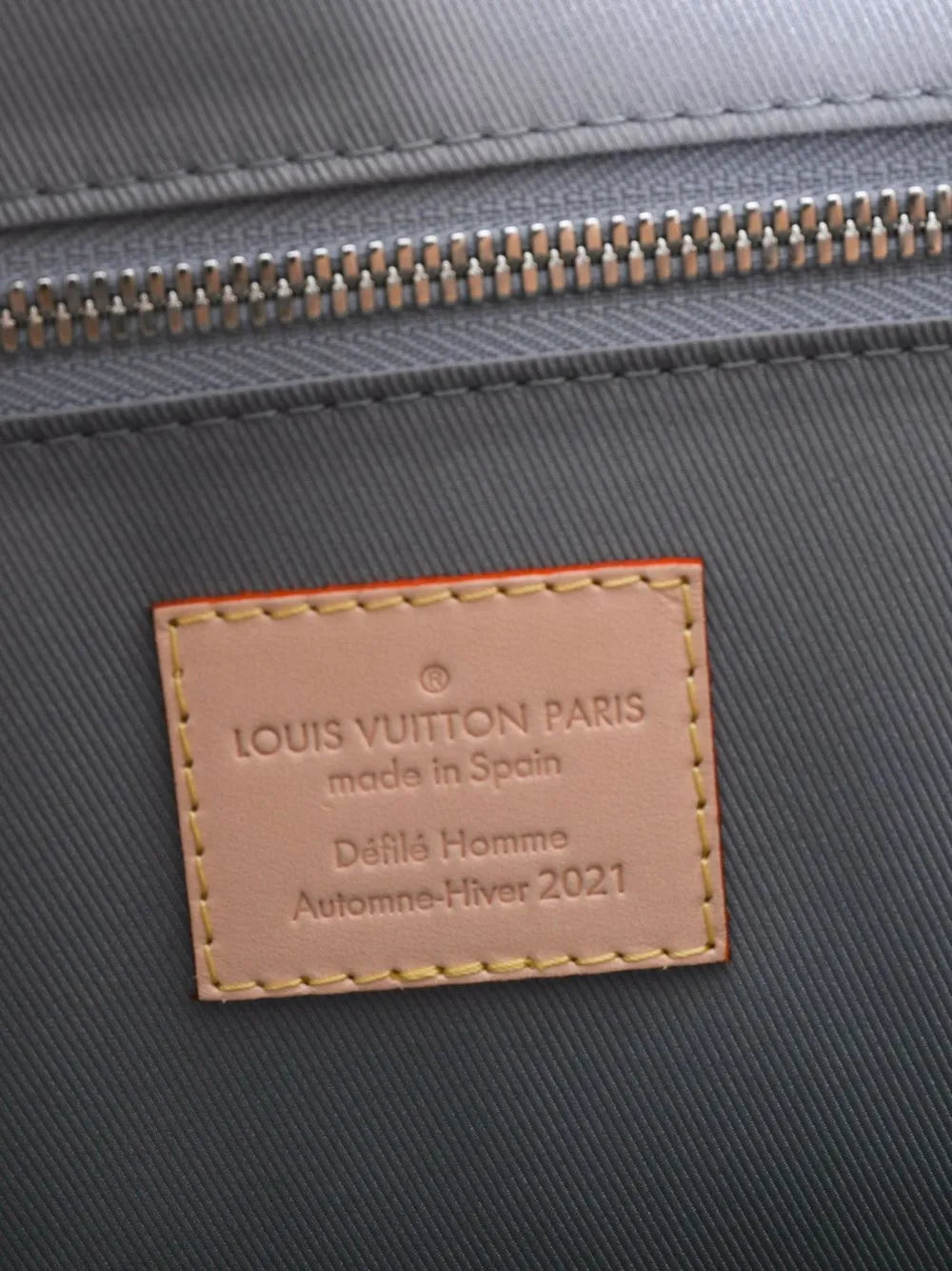 Pre-OwnedLouis Vuitton Pre-Ownedlimited edition Miroir Sac Plat bag