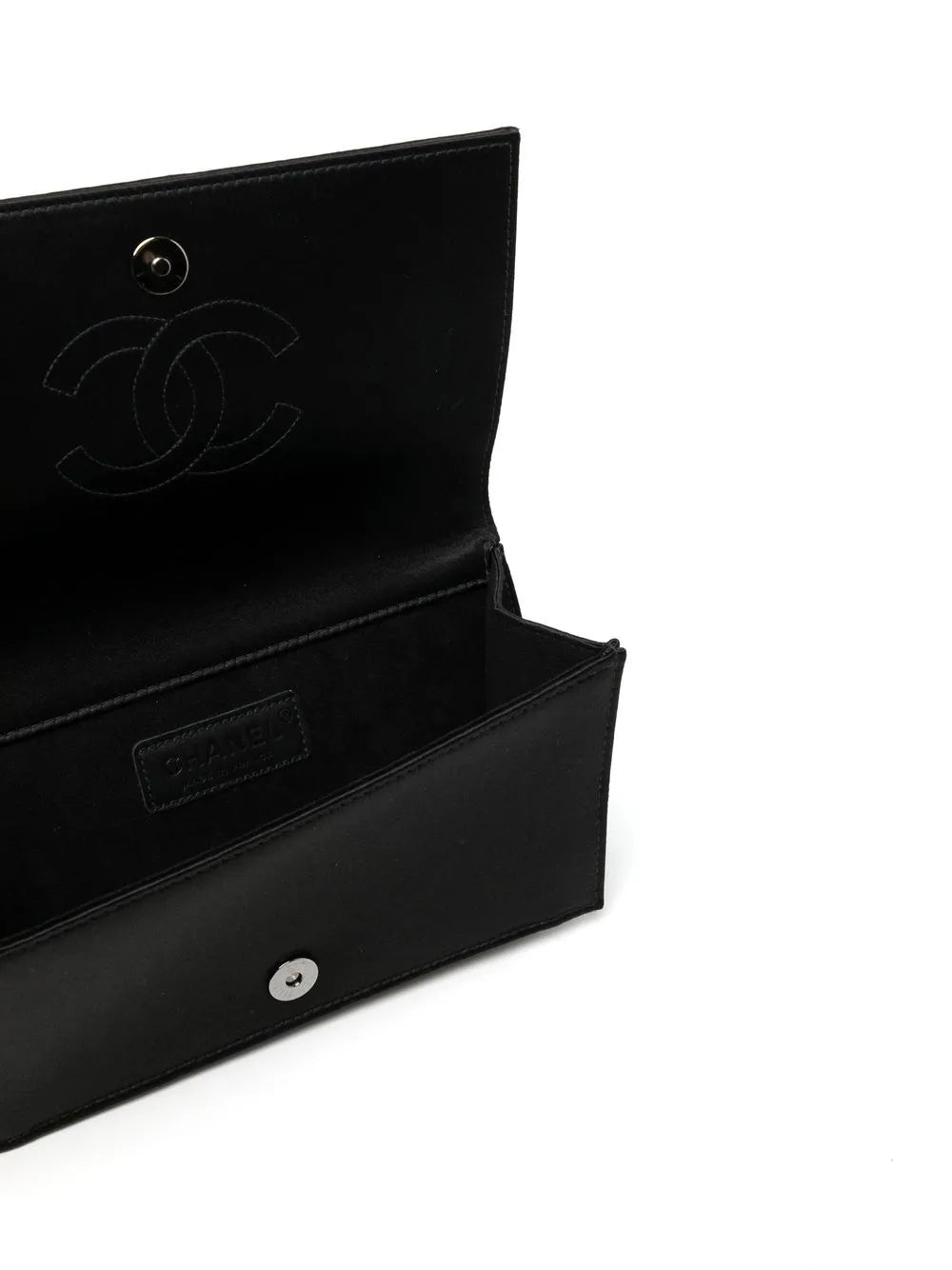 Pre-OwnedCHANEL Pre-Owned2005 rhinestone-embellished clutch