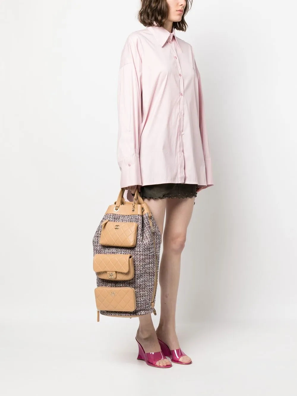 Pre-OwnedCHANEL Pre-Owned2019 multi-pocket tweed backpack