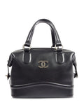 Pre-OwnedCHANEL Pre-Owned2006 CC leather bowling bag