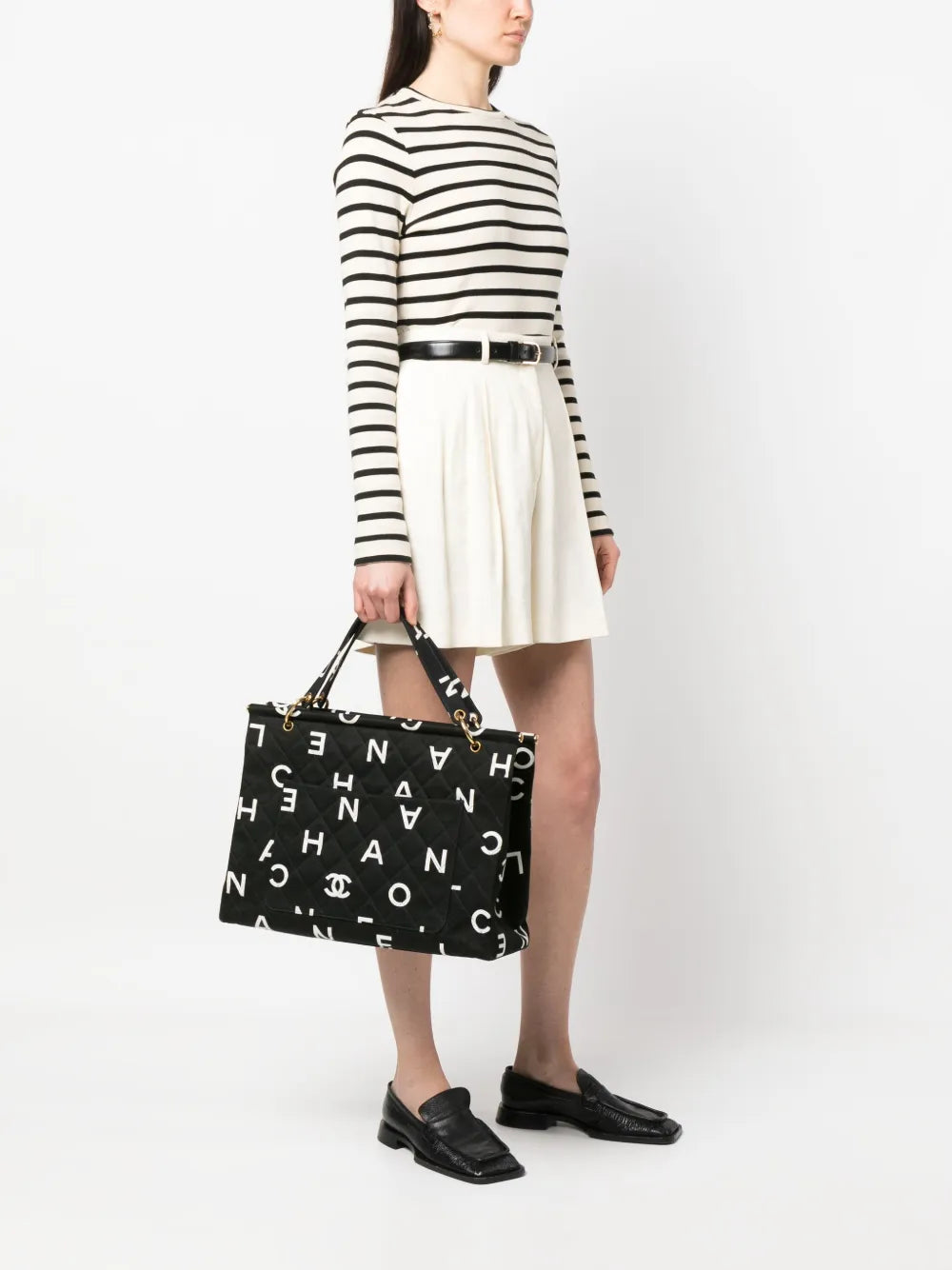 Pre-OwnedCHANEL Pre-Owned1996-1997 logo-print diamond-quilted tote bag