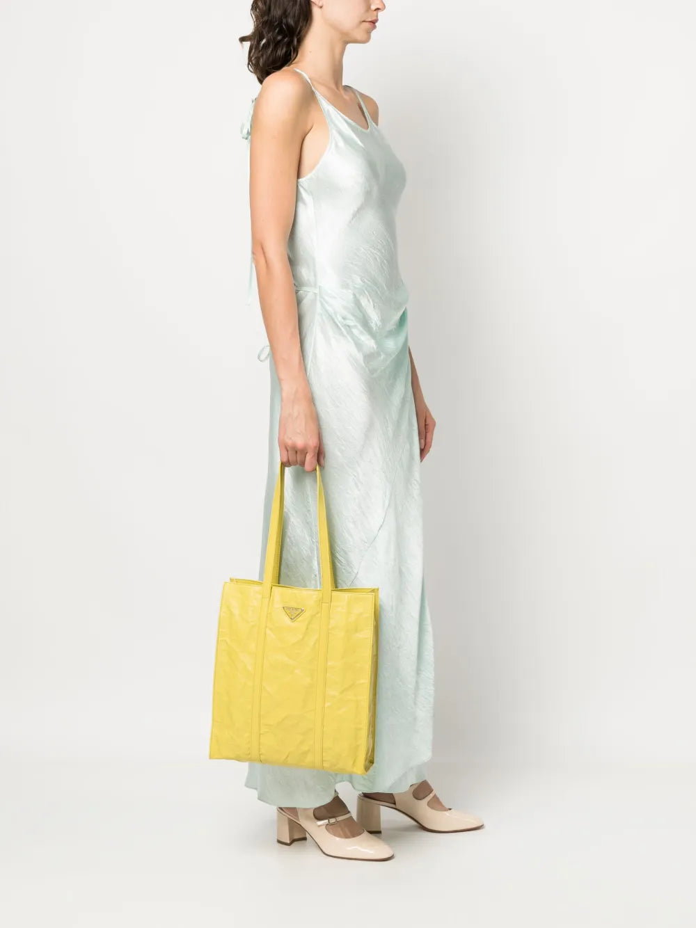 Pradalogo-plaque tote bag