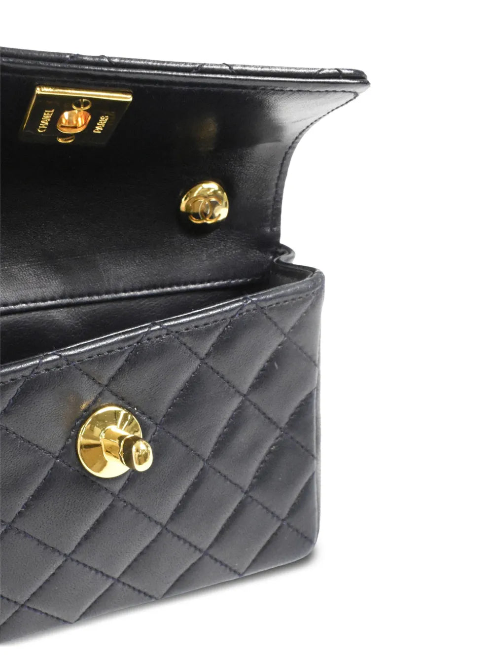 Pre-OwnedCHANEL Pre-Owned1990 mini CC diamond-quilted shoulder bag