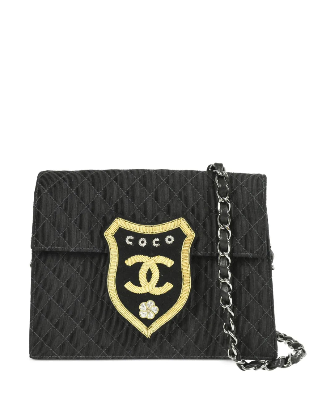 Pre-OwnedCHANEL Pre-Owned2004-2005 Coat of Arms patch flap shoulder bag