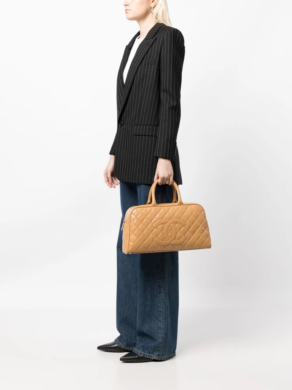 Pre-OwnedCHANEL Pre-Owned2003 CC diamond-quilted bowling bag