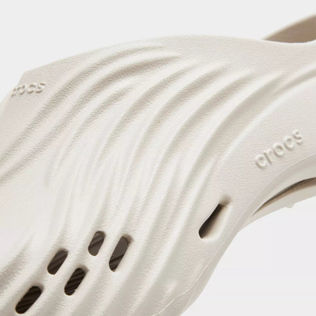 Men's Crocs Echo Wave Clog Shoes