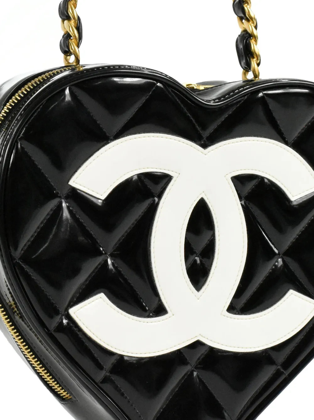Pre-OwnedCHANEL Pre-Owned1995 CC Heart diamond-quilted vanity bag