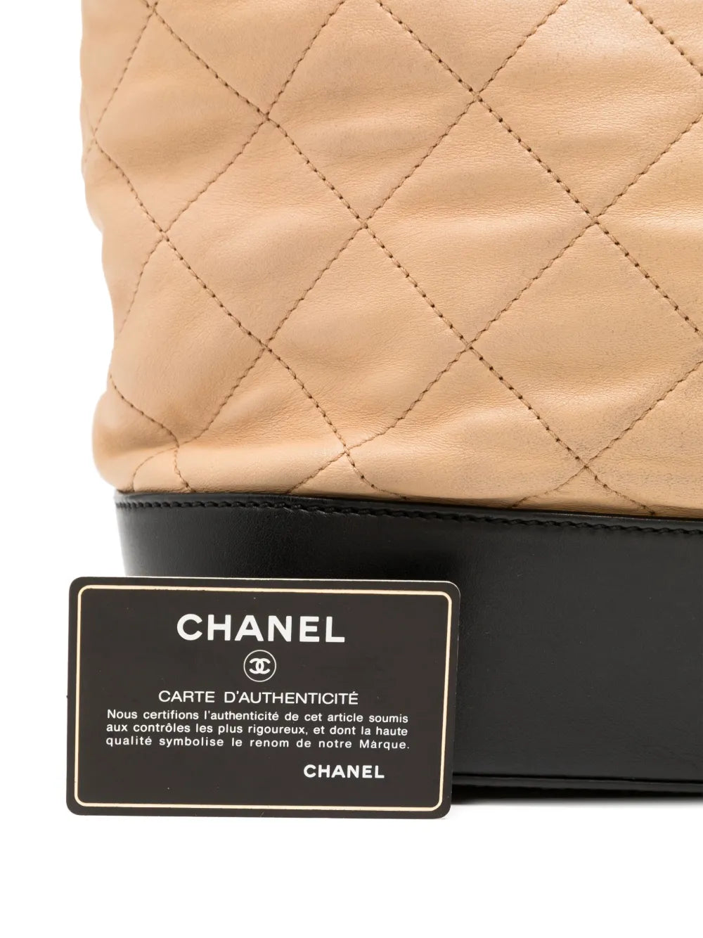 Pre-OwnedCHANEL Pre-Owned2010-2011 diamond-quilted tote bag