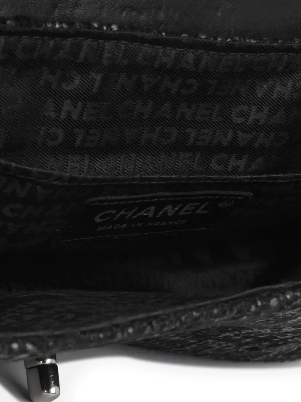 Pre-OwnedCHANEL Pre-Owned2002 small Classic Flap tweed shoulder bag