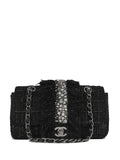 Pre-OwnedCHANEL Pre-Owned2002 small Classic Flap tweed shoulder bag