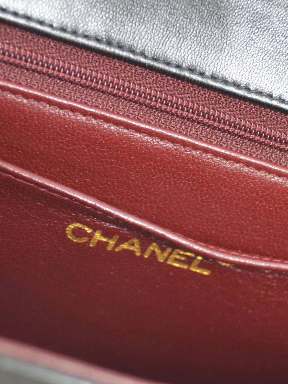 Pre-OwnedCHANEL Pre-Owned1995 medium star-embroidered Classic Flap shoulder bag