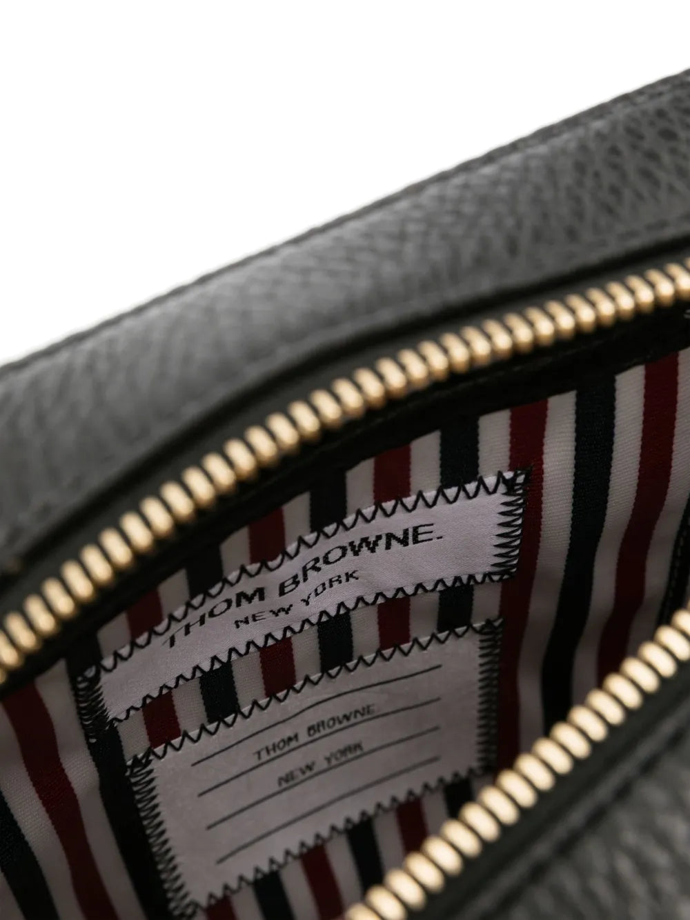 Thom Browne4-Bar Vertical leather camera bag