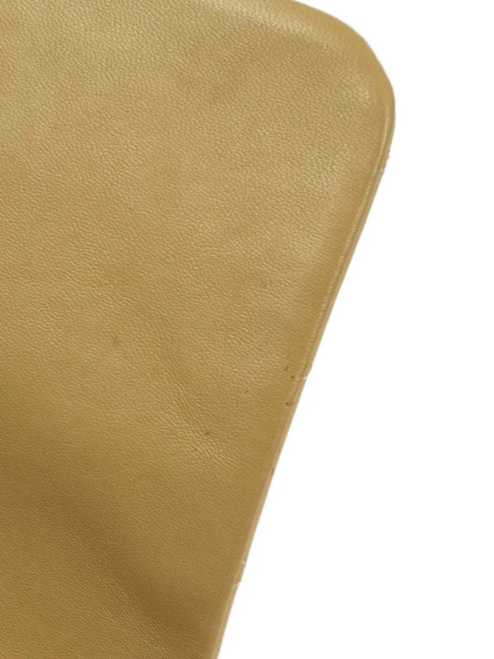 Pre-OwnedCHANEL Pre-Owned1990 diamond-quilted shoulder bag