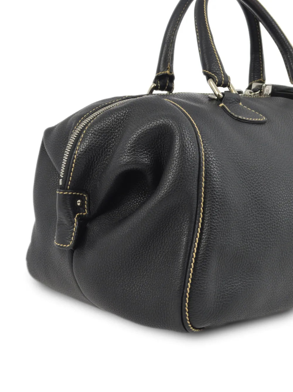 Pre-OwnedCHANEL Pre-Owned2003 Fringe leather duffle bag