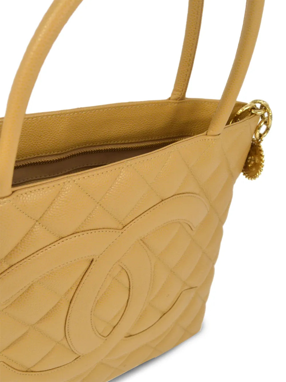 Pre-OwnedCHANEL Pre-Owned2007 Medallion handbag