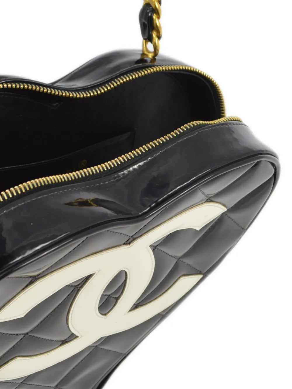 Pre-OwnedCHANEL Pre-Owned1995 CC heart tote bag