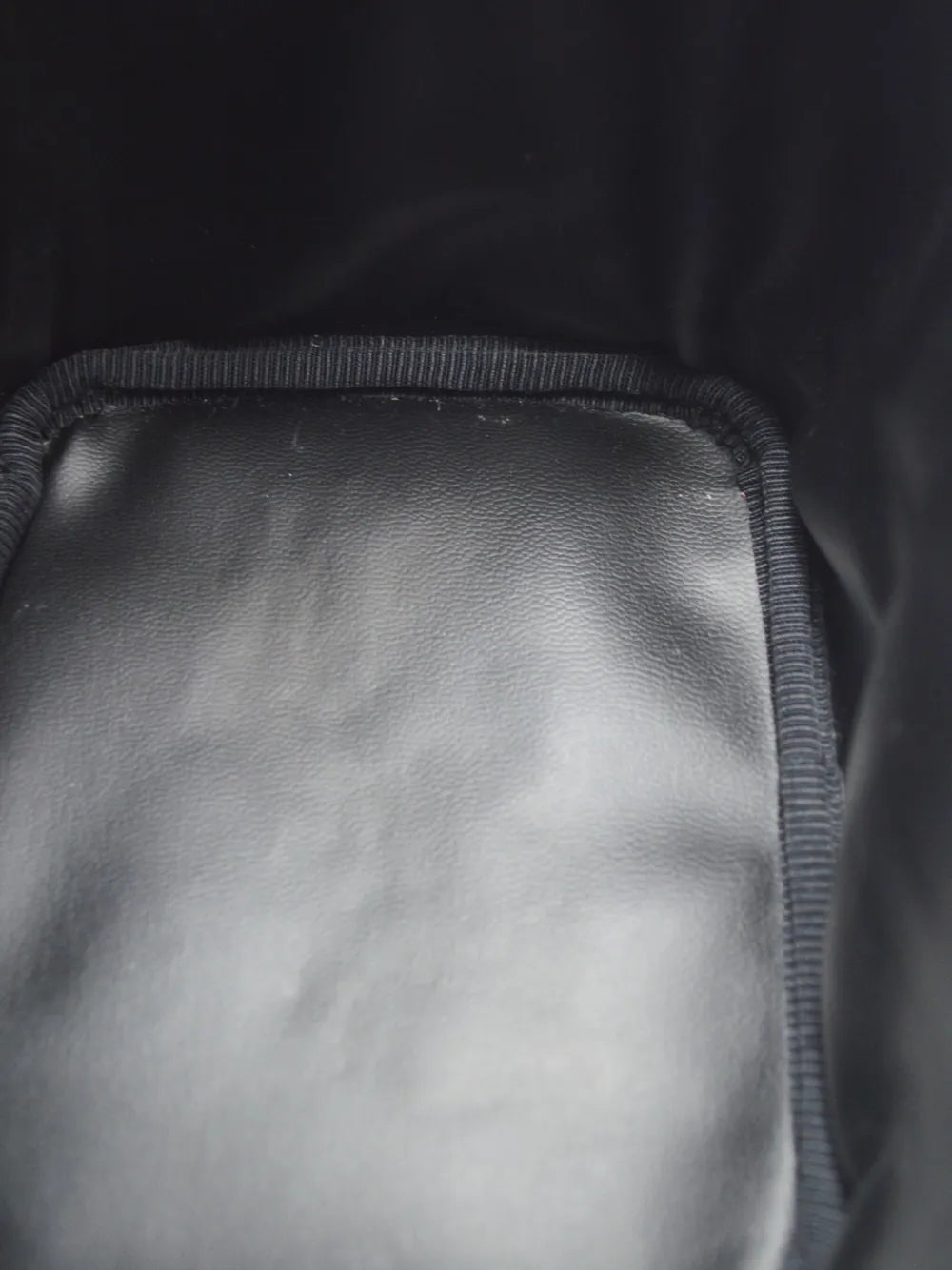 Pre-OwnedCHANEL Pre-Owned1997 Timeless vanity bag