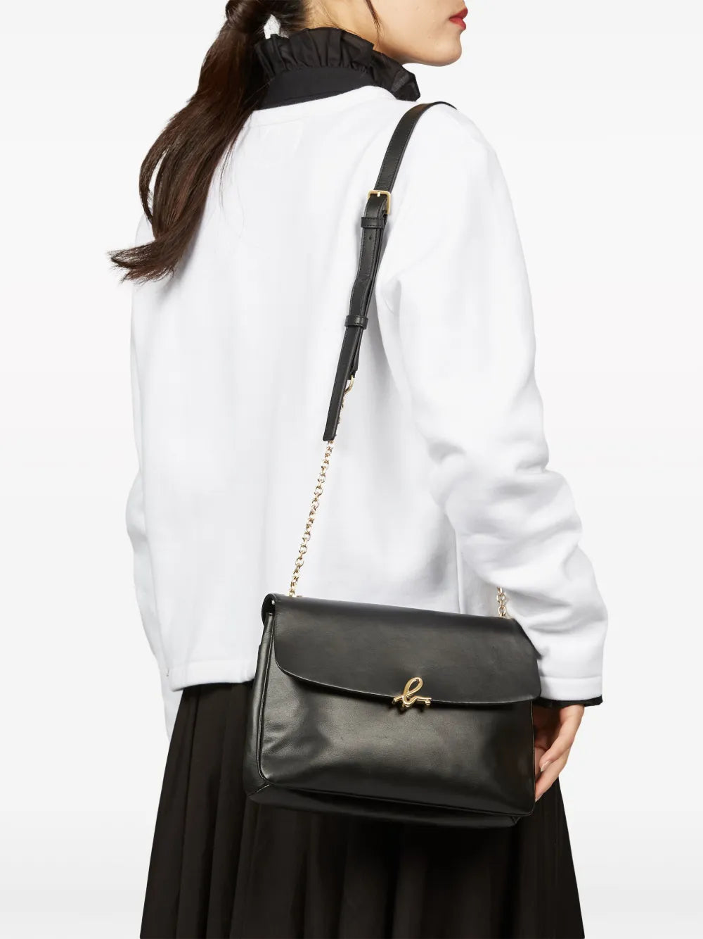 agn? b. logo-clasp leather crossbody bag