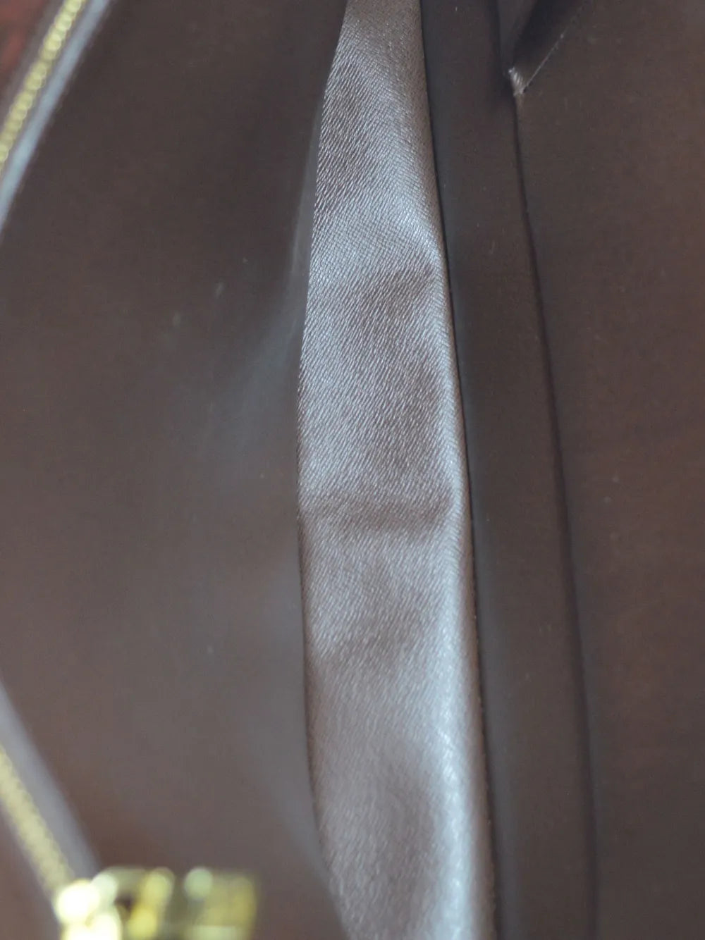 Pre-OwnedLouis Vuitton Pre-Owned2006 Porte Documents Voyage handbag