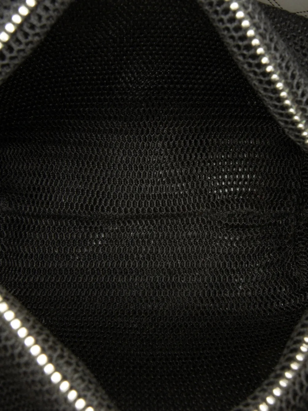 Pre-OwnedCHANEL Pre-Owned2018 Camellia bucket bag