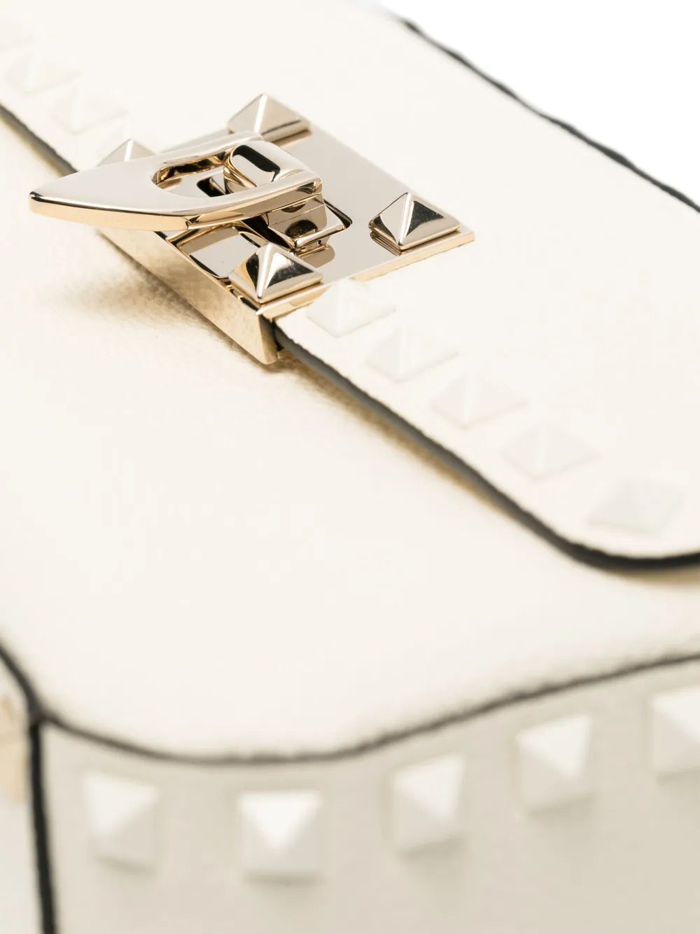 Valentino GaravaniRockstud cross body bag