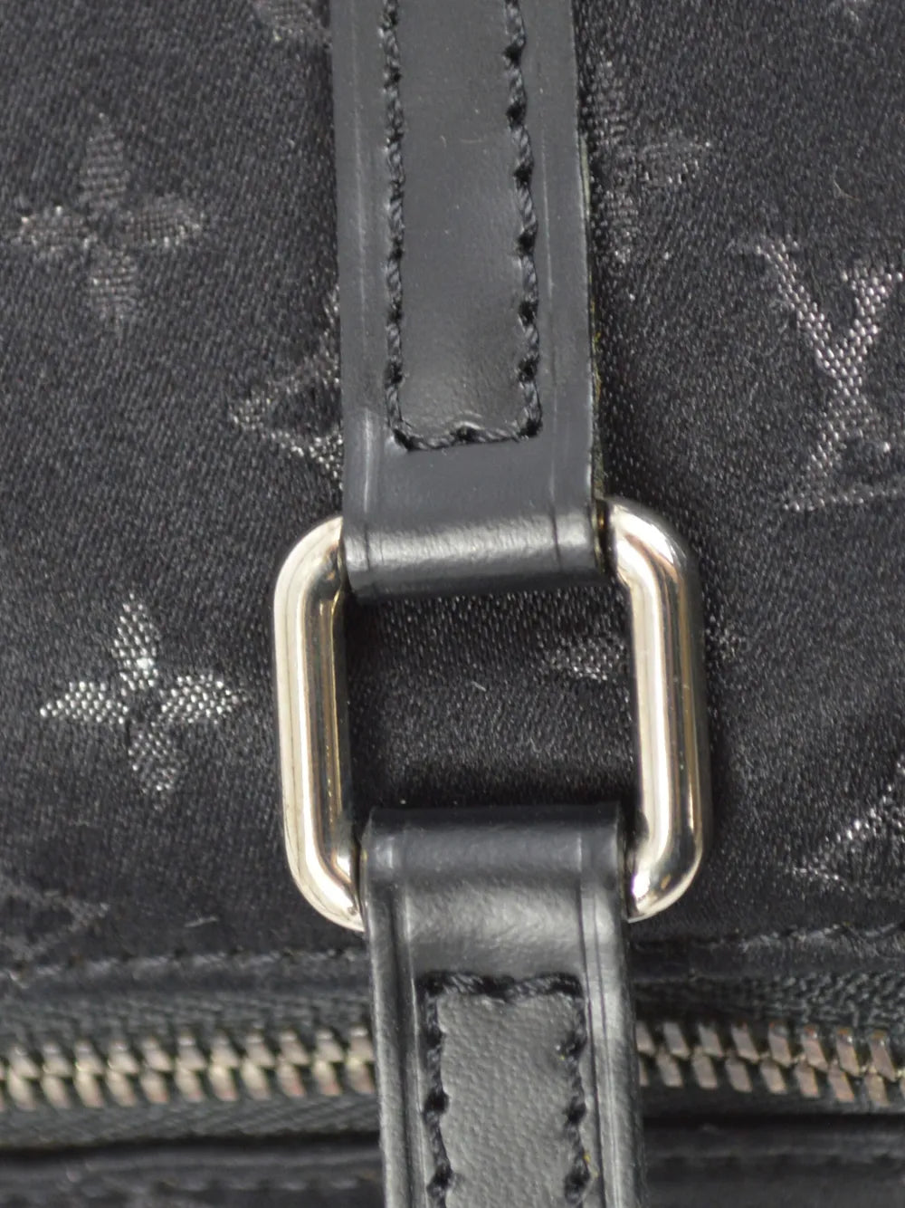 Pre-OwnedLouis Vuitton Pre-Owned2002 Little Papillon handbag