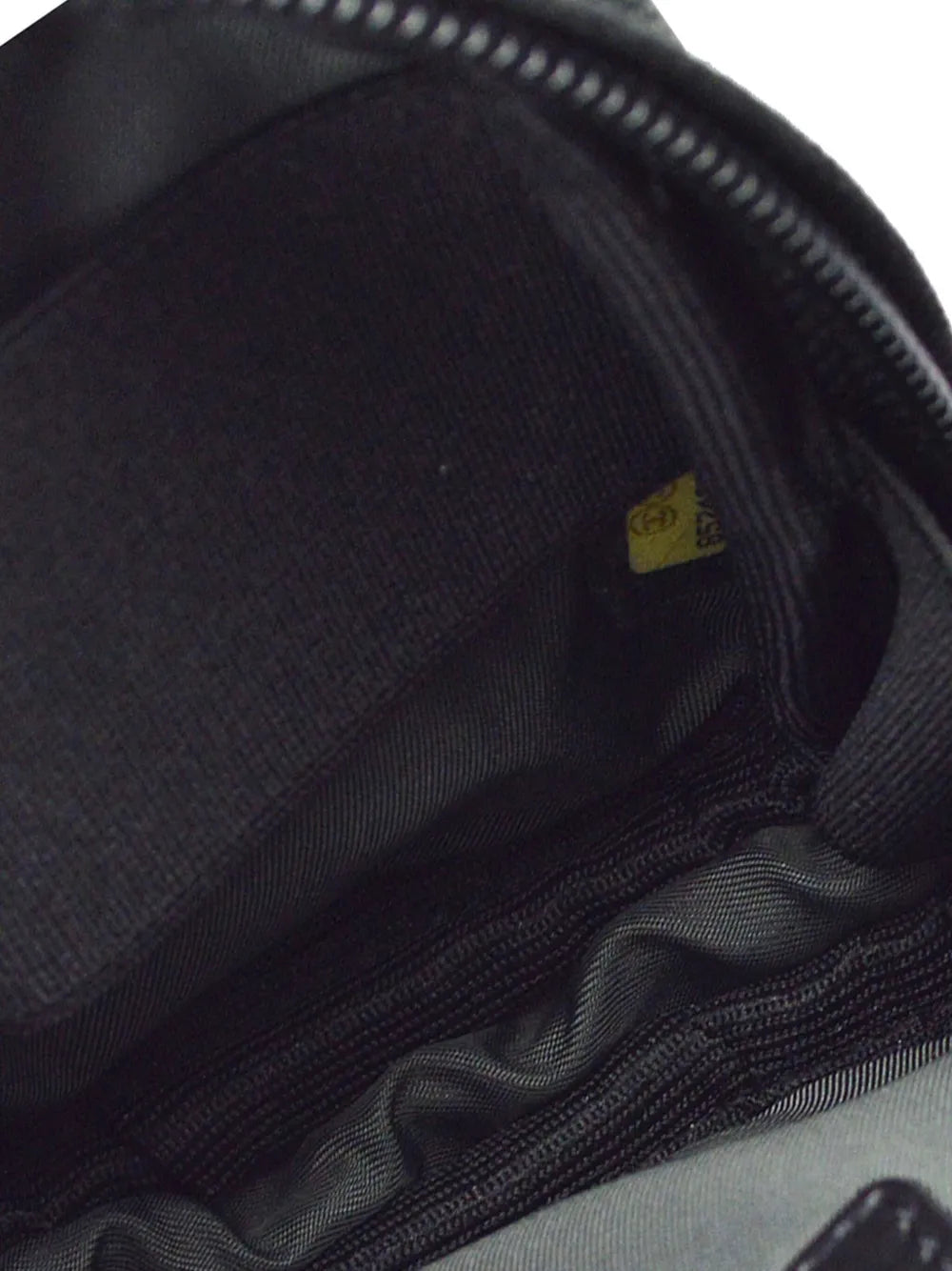 Pre-OwnedCHANEL Pre-Owned2003 Sports Line belt bag
