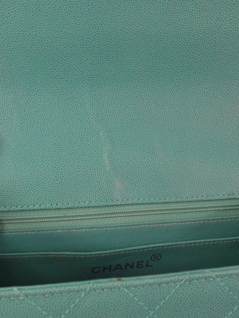 Pre-OwnedCHANEL Pre-Owned1998 CC turn-lock diamond-quilted handbag