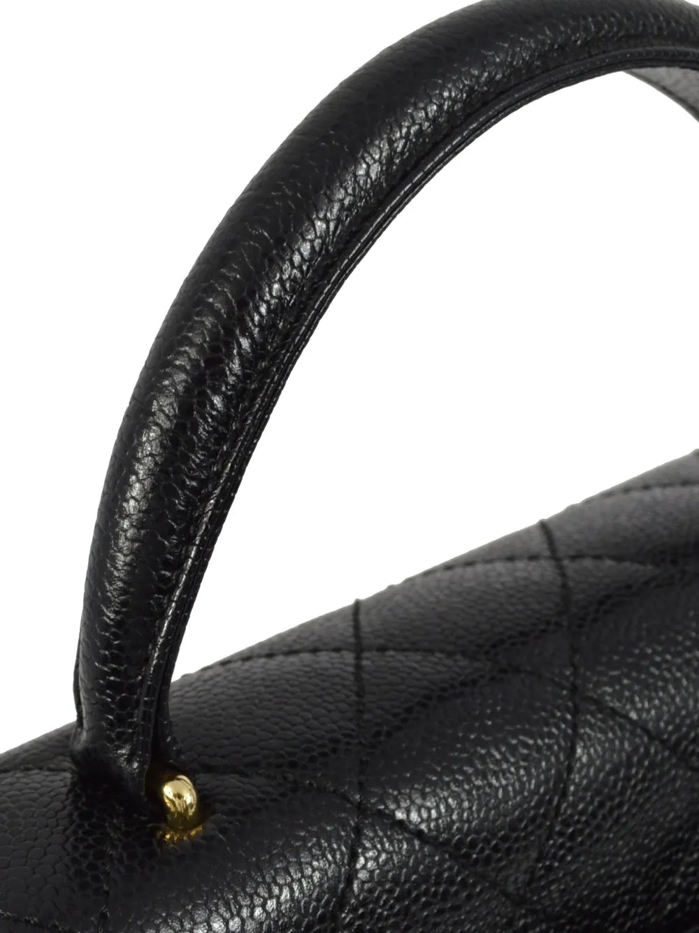 Pre-OwnedCHANEL Pre-Owned2002 CC diamond-quilted handbag