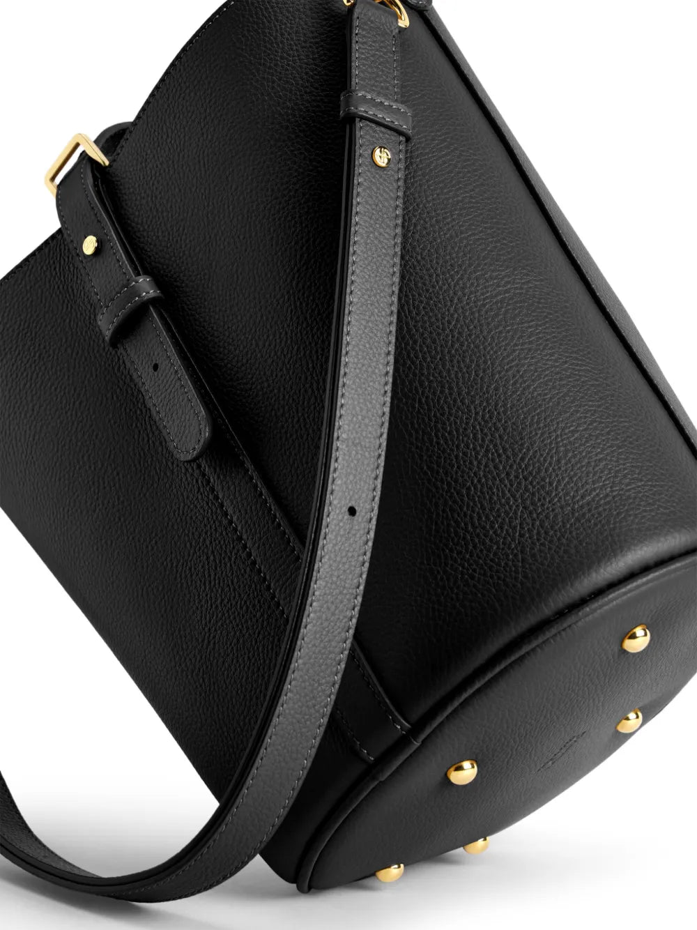Patoumedium JP bucket bag