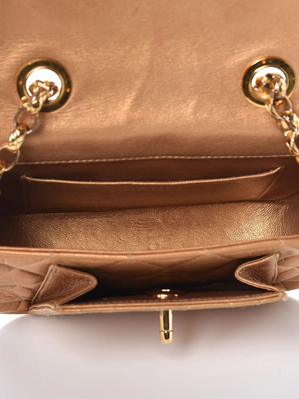 Pre-OwnedCHANEL Pre-Owned1991-1994 CC diamond-quilted crossbody bag