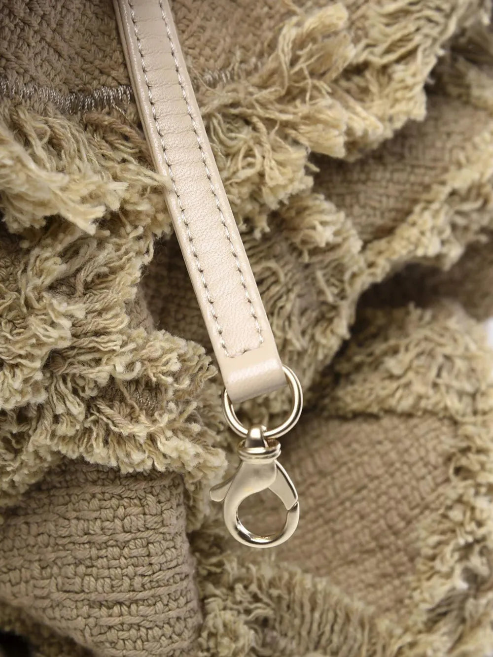 Pre-OwnedCHANEL Pre-OwnedCC tweed tote bag