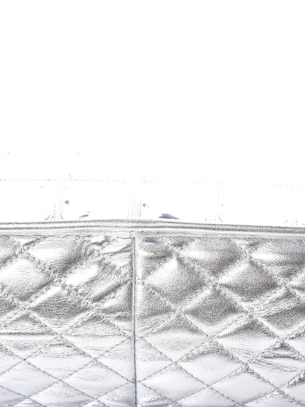 Pre-OwnedCHANEL Pre-Ownedlarge Vinyl Ice Cube tote bag