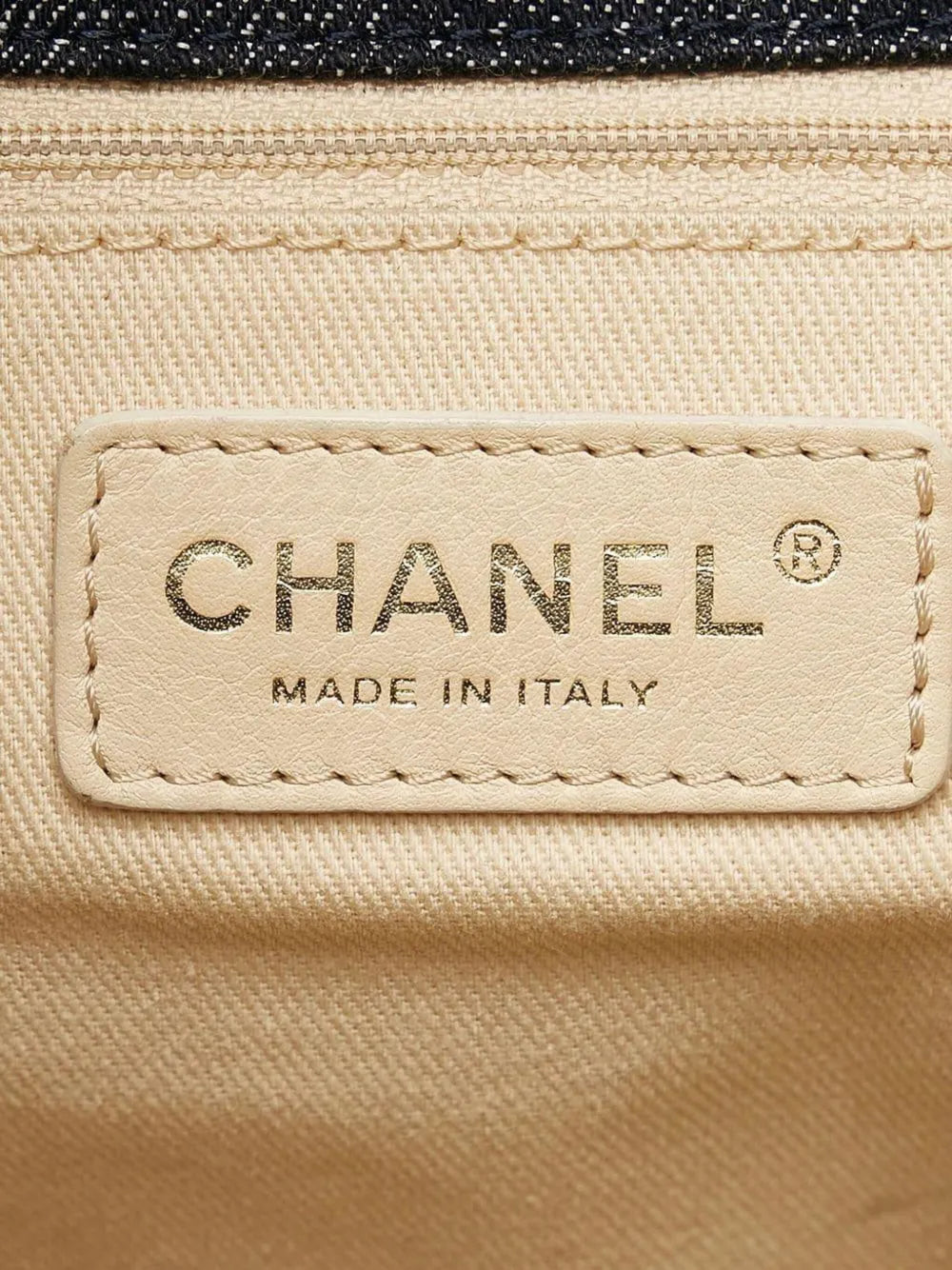 Pre-OwnedCHANEL Pre-Owned2006 2.55 Reissue Limited Edition Airplanes denim shoulder bag
