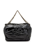 Pre-OwnedCHANEL Pre-Owned2006 large Rock and Chain patent shoulder bag