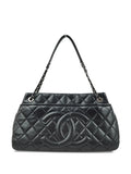 Pre-OwnedCHANEL Pre-Owned2014 CC diamond-quilted shoulder bag