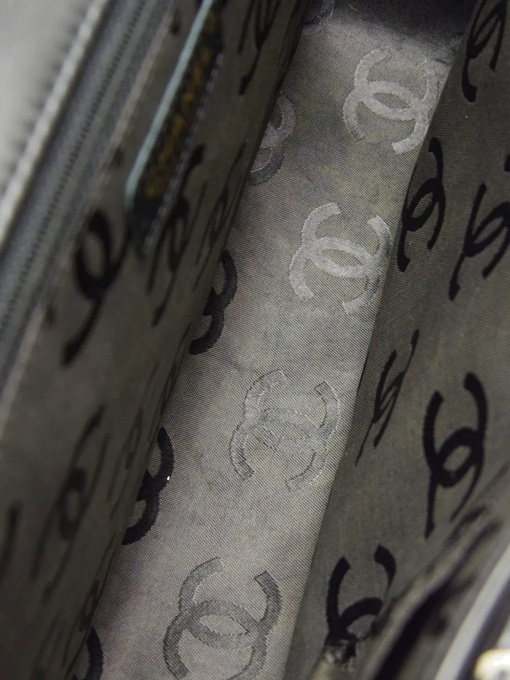 Pre-OwnedCHANEL Pre-Owned2005 Wild Stitch handbag