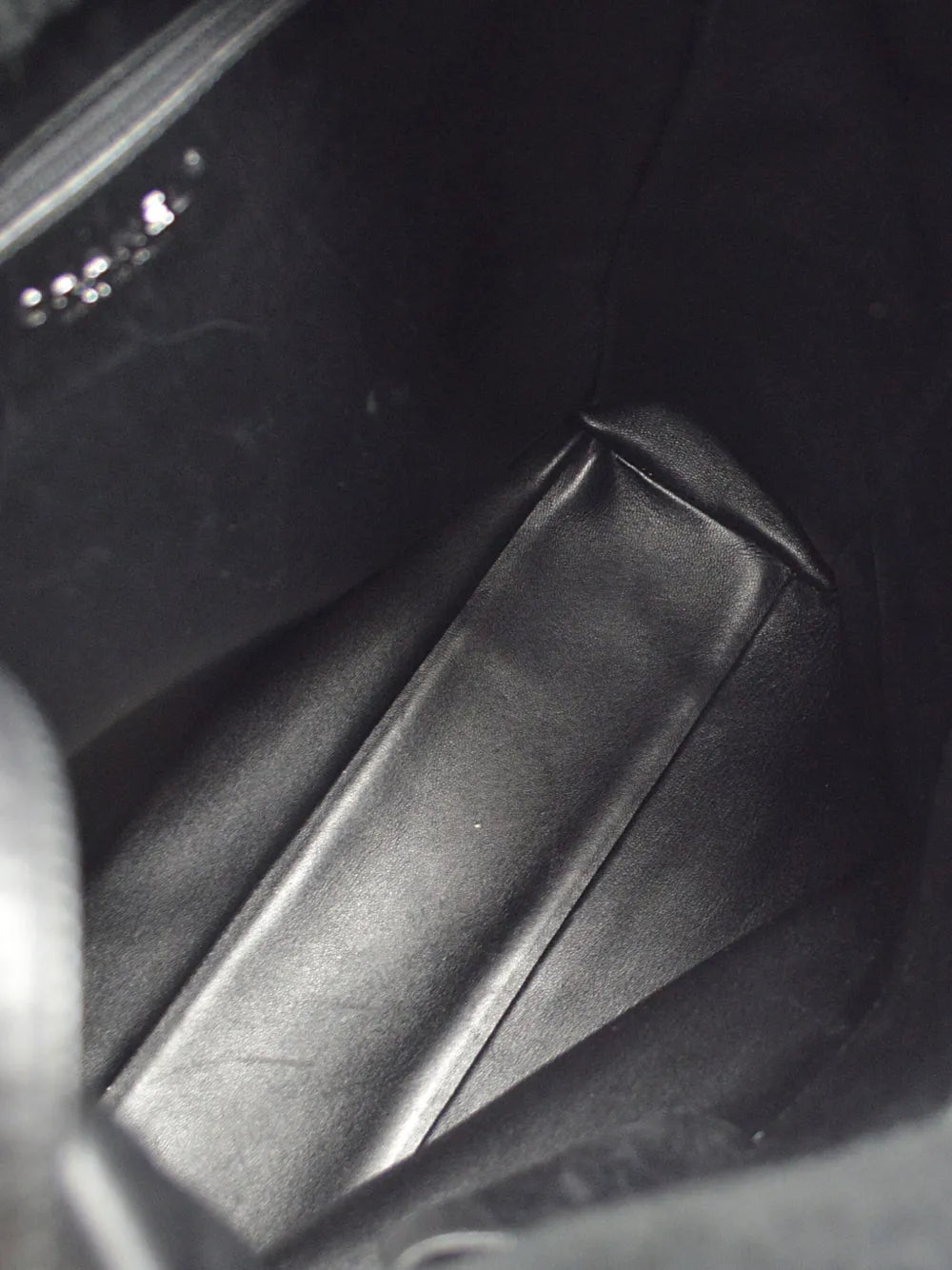 Pre-OwnedCHANEL Pre-Owned2014 Nº5 shearling tote bag