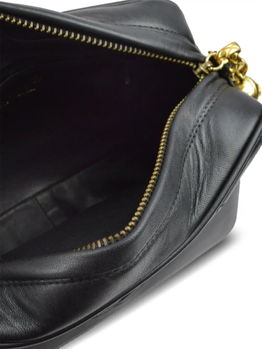 Pre-OwnedCHANEL Pre-Owned1990 mini Camera shoulder bag