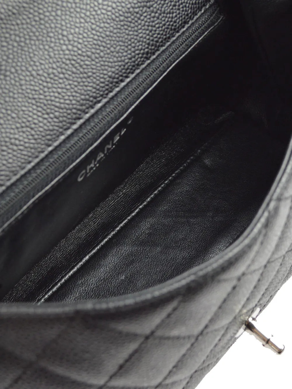Pre-OwnedCHANEL Pre-Owned2007 CC quilted handbag