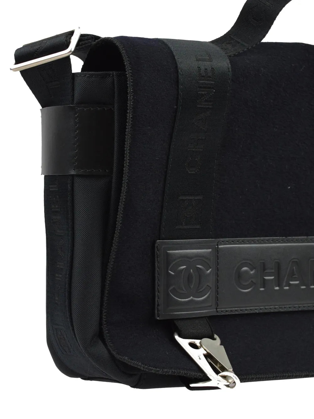 Pre-OwnedCHANEL Pre-Owned2005 Sport Line two-way handbag