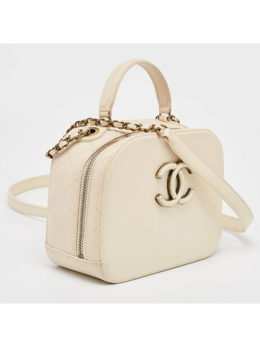 Pre-OwnedCHANEL Pre-OwnedCC quilted two-way vanity bag