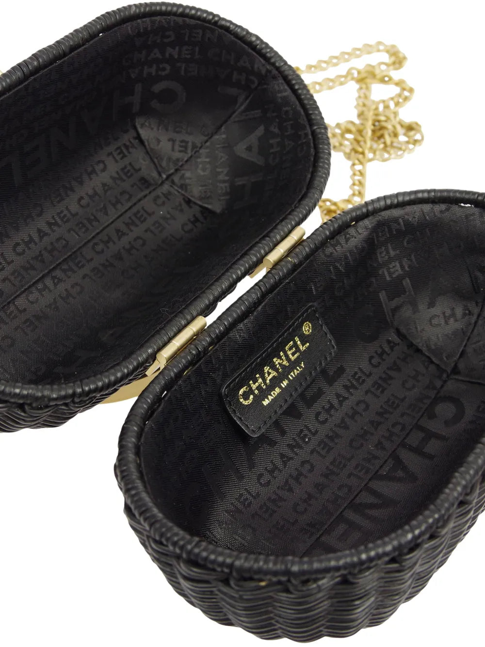 Pre-OwnedCHANEL Pre-Owned2005 Heart Lock Basket two-way bag
