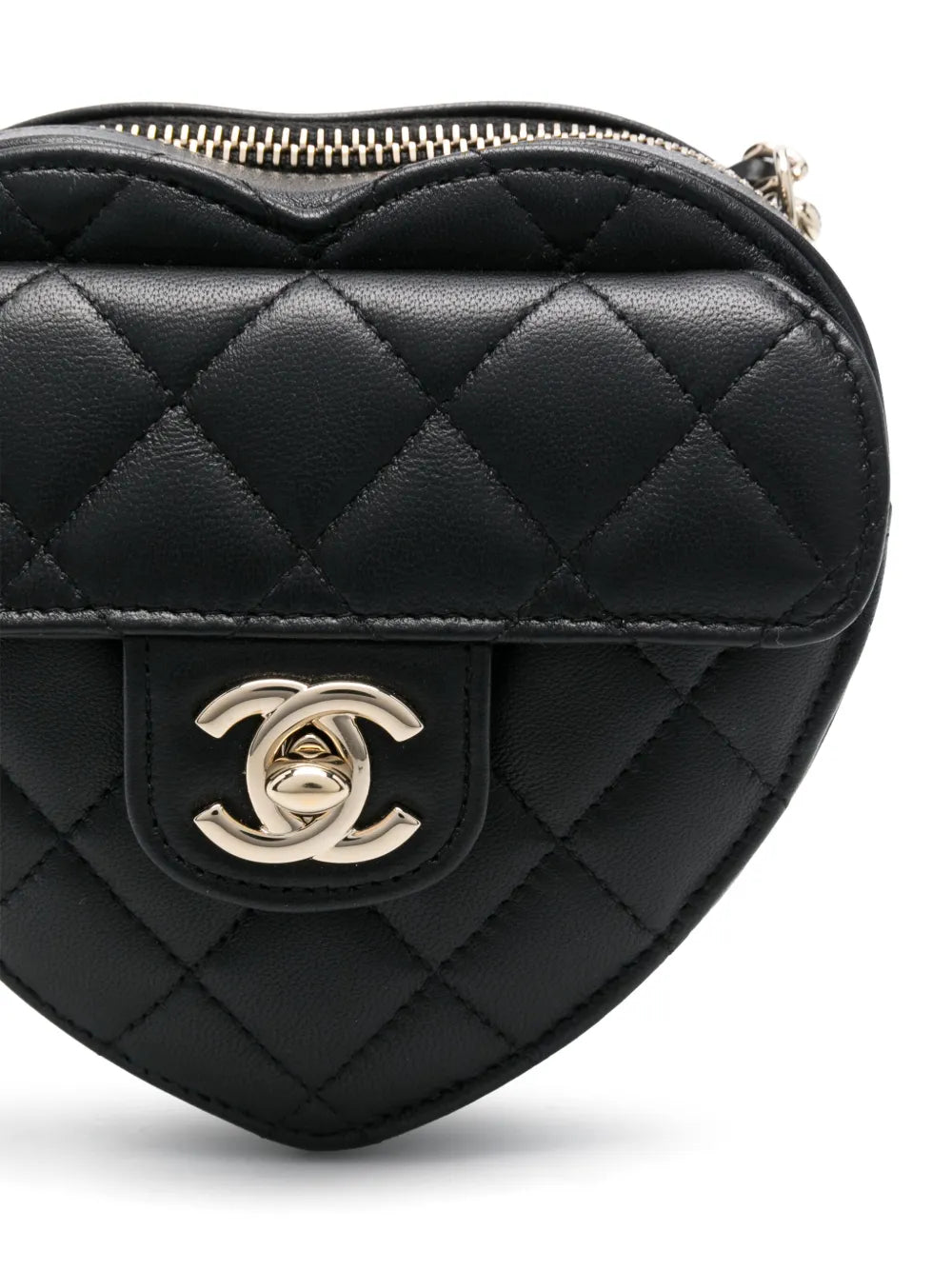 Pre-OwnedCHANEL Pre-Owned2022 mini Heart cross body bag