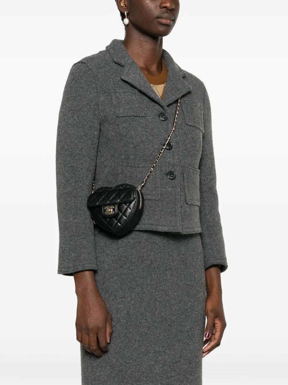 Pre-OwnedCHANEL Pre-Owned2022 mini Heart cross body bag