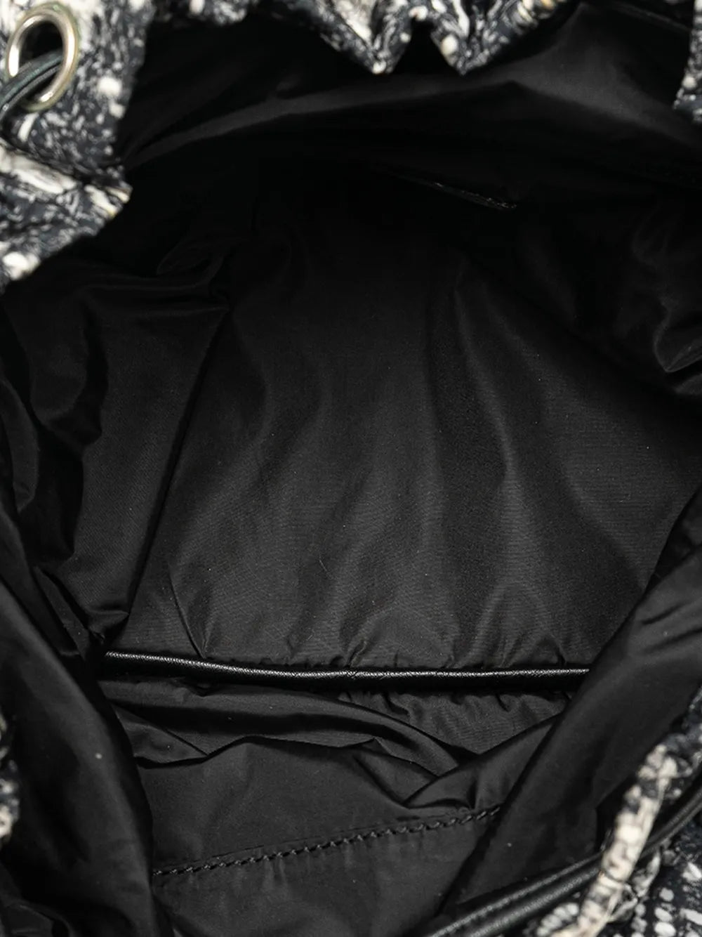 Pre-OwnedCHANEL Pre-Owned2013-2014 CC Nylon Tweed Printed backpack