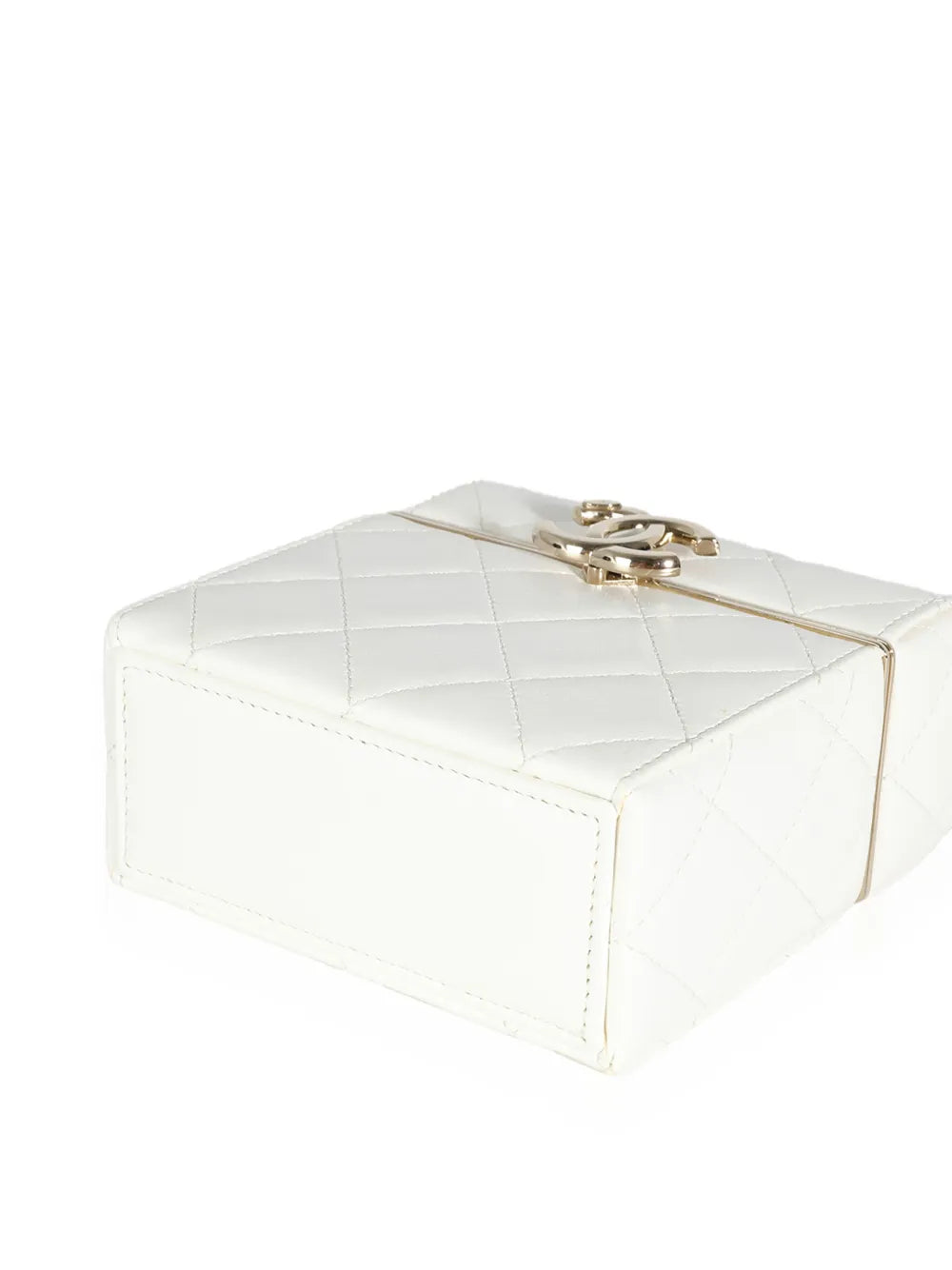 Pre-OwnedCHANEL Pre-Owned2022 mini diamond-quilted box clutch bag