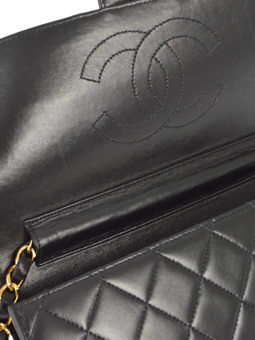 Pre-OwnedCHANEL Pre-Owned2002 small Half Flap handbag