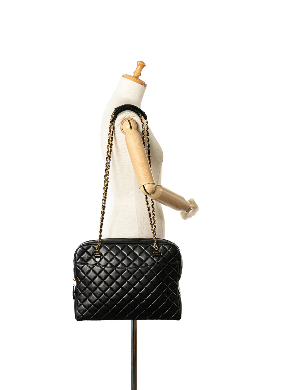 Pre-OwnedCHANEL Pre-Owned1996-1997 Quilted Lambskin Chain shoulder bag